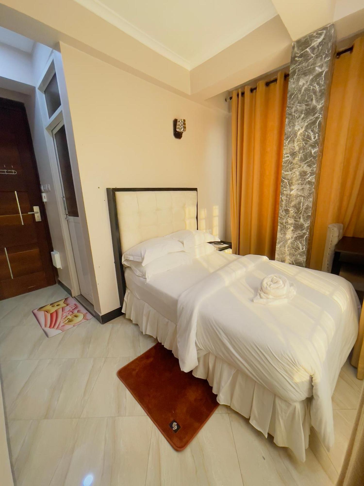 Diary Hotel Dar es Salaam Eksteriør billede